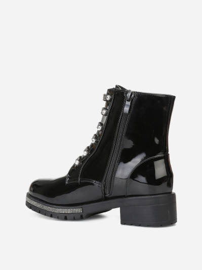 Rangers vernies noires à strass