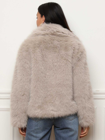 Manteau en fausse fourrure beige à col revers