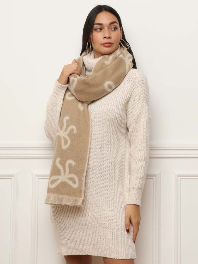 Écharpe duveteuse beige et camel à motif nœuds