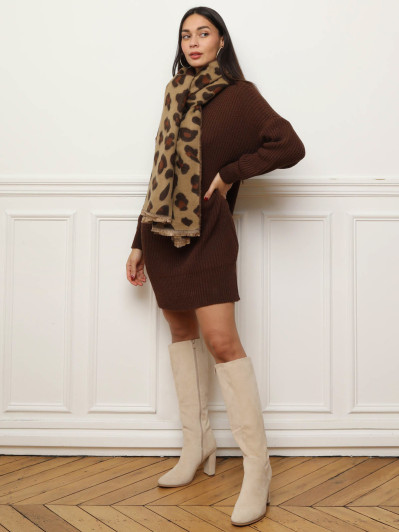 Écharpe duveteuse à motif léopard