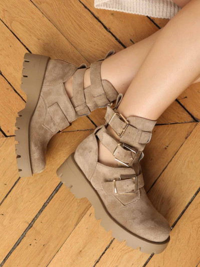 Bottines en suédine taupe avec brides à boucles