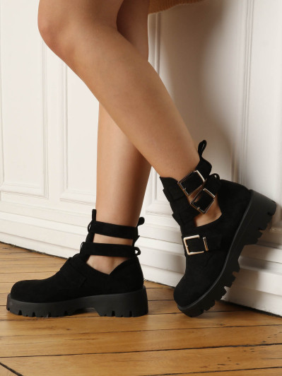 Bottines en suédine noires avec brides à boucles