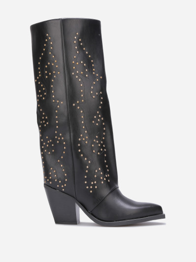 Bottes noires à clous et surpiqûres