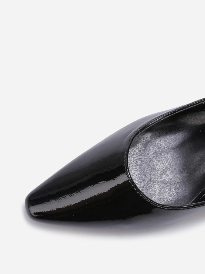Escarpins vernis noirs à petit talon