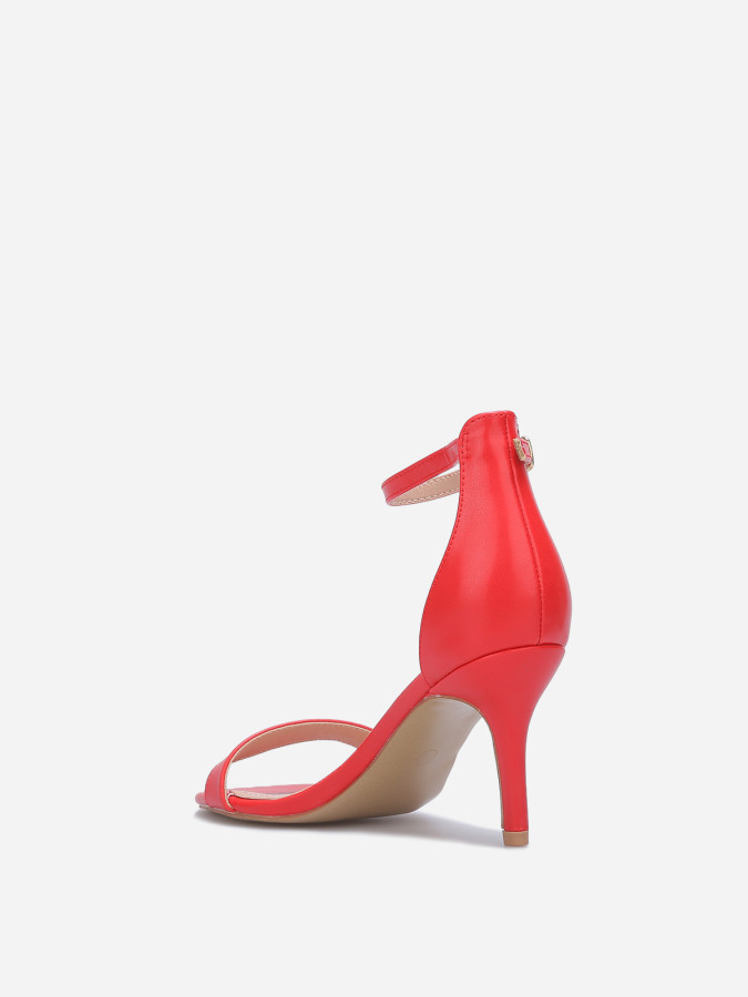 Sandales rouge à talon aiguille