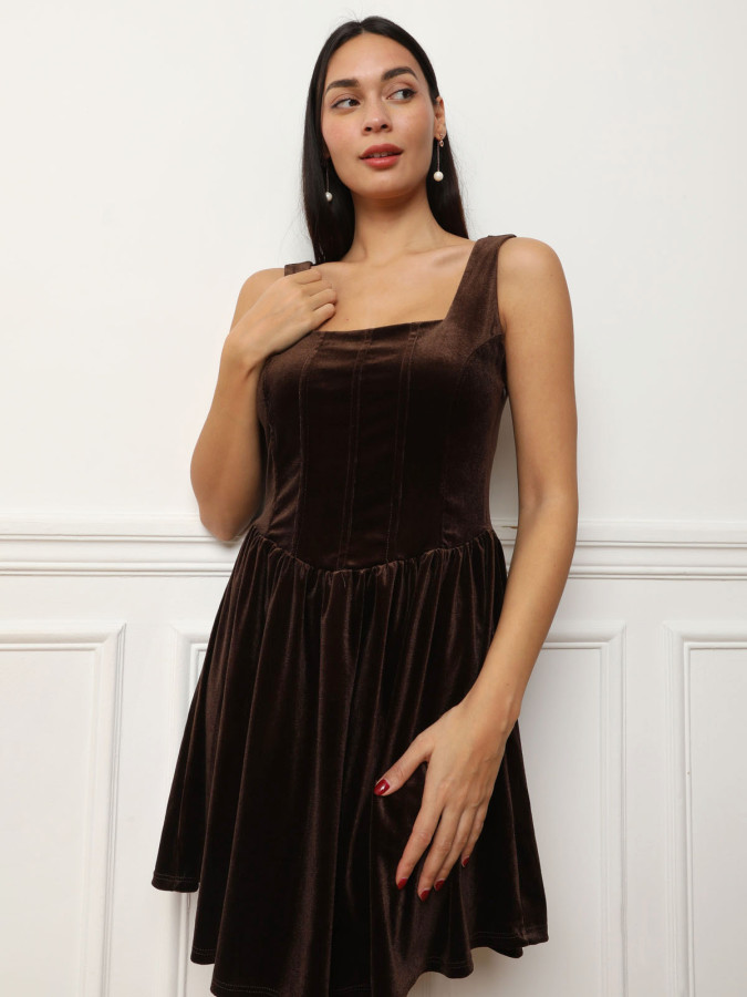 Robe corset en velours marron