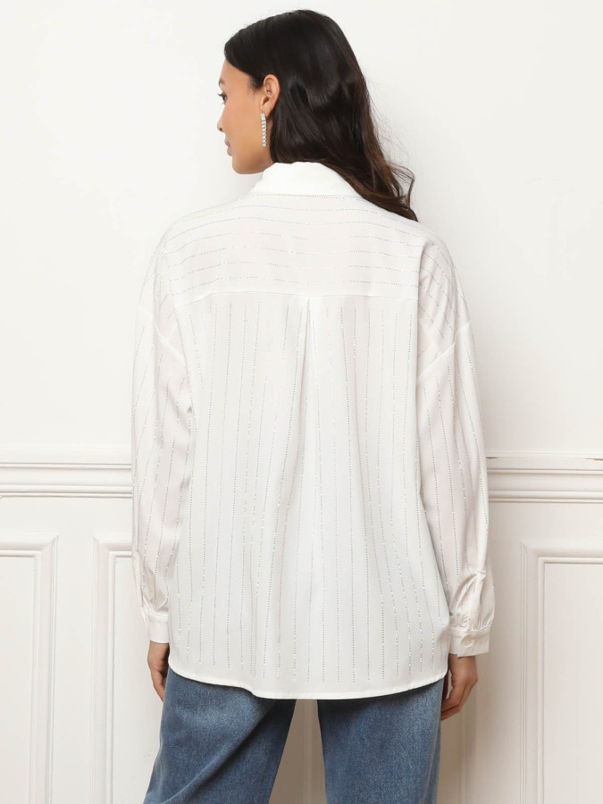Chemise blanche ample à strass