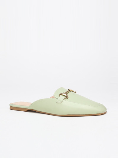 Mules mocassins vert clair en simili cuir