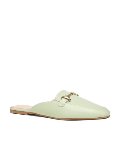 Mules mocassins vert clair en simili cuir
