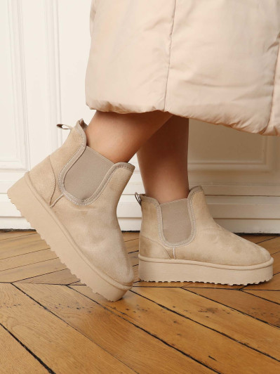 Boots fourrées beige style chelsea
