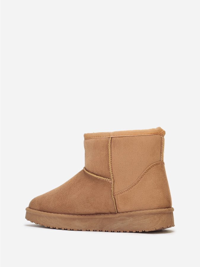 Boots basses camel en suédine fourrées