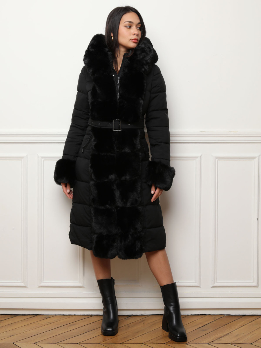 Doudoune matelassée noire à fausse fourrure