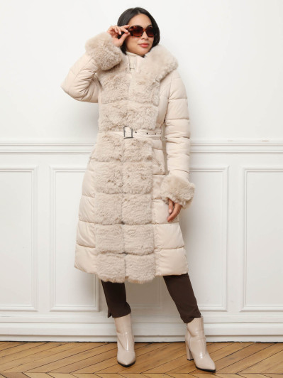 Doudoune matelassée beige à fausse fourrure