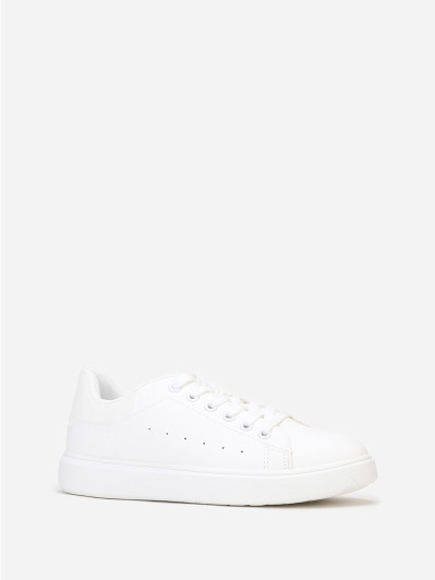 Baskets basiques blanches