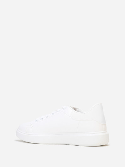 Baskets basiques blanches