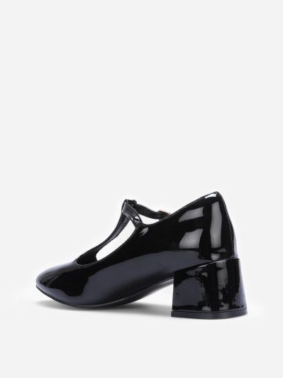 Babies vernies noires à bride en T
