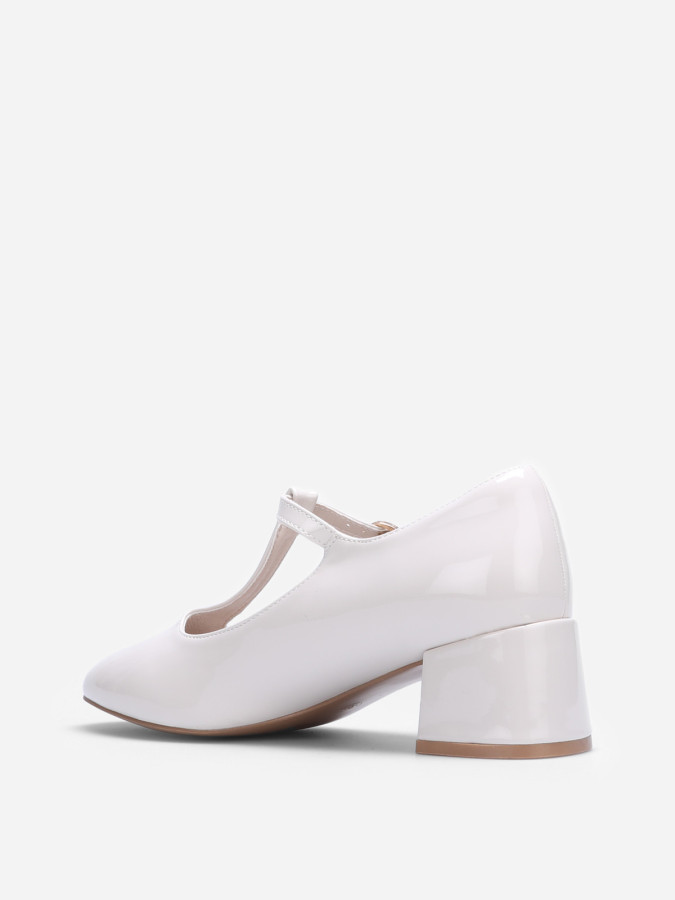 Babies vernies blanches à bride en T