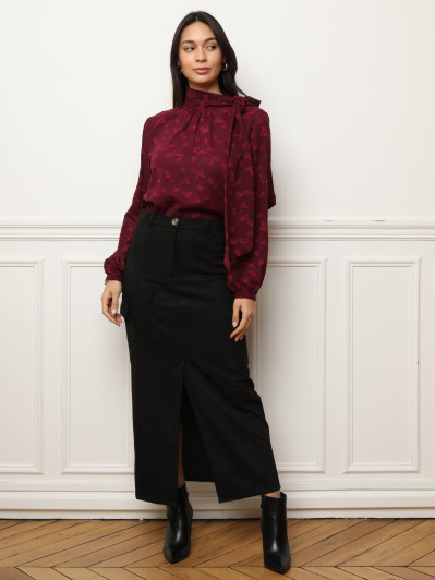 Jupe cargo mi-longue en suédine noire