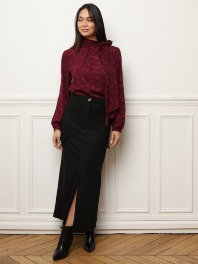 Jupe cargo mi-longue en suédine noire