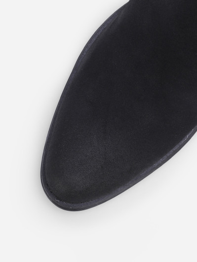 Bottines noires en nubuck à fine bride