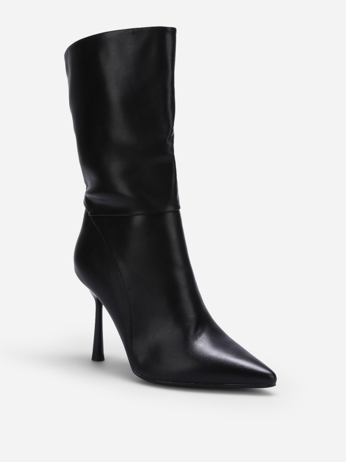 Bottes noires mi-mollet à talon aiguille