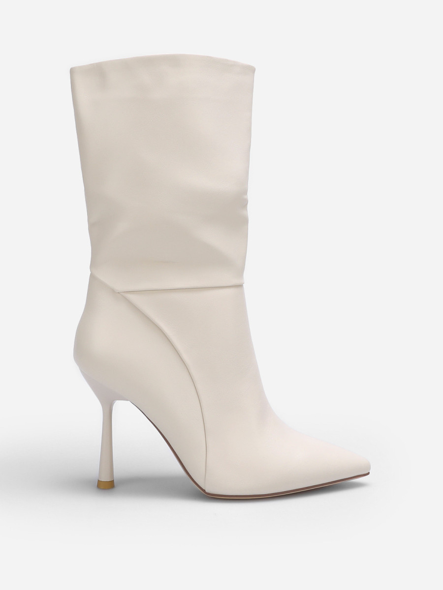 Bottes beiges mi-mollet à talon aiguille