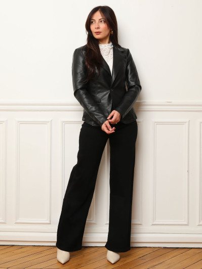 Veste blazer cintrée en simili noire