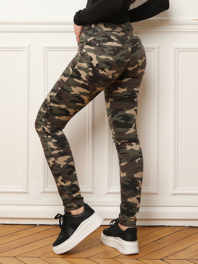 Jeans skinny kaki à imprimé camouflage