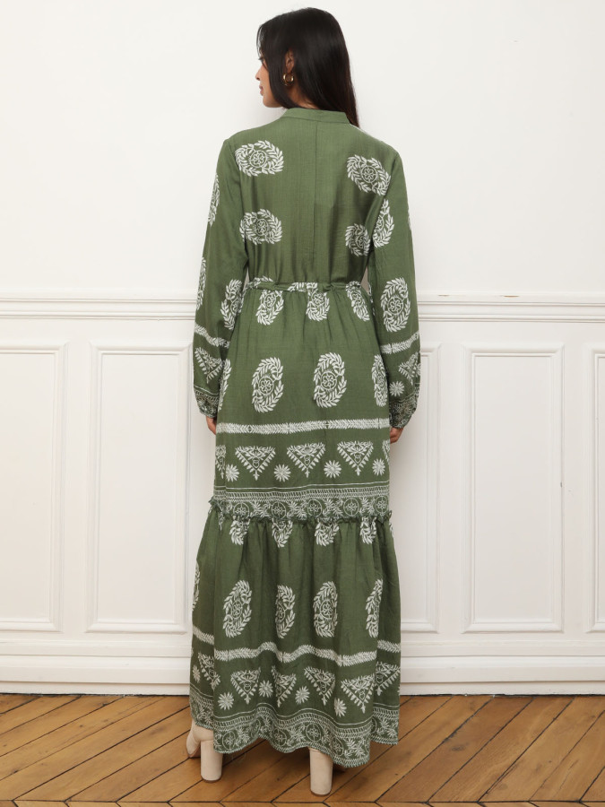 Robe longue imprimée à volants kaki