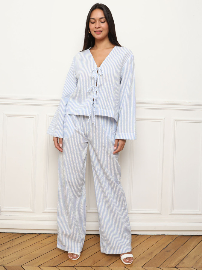 Pantalon ample à motif rayures bleu clair