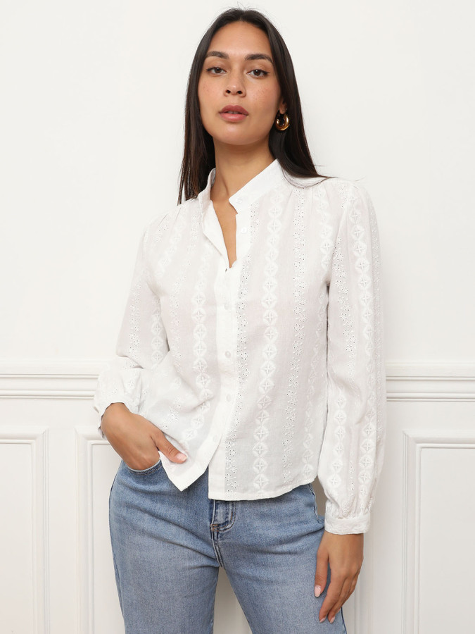 Chemisier à motif en broderie anglaise