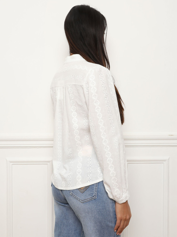 Chemisier à motif en broderie anglaise