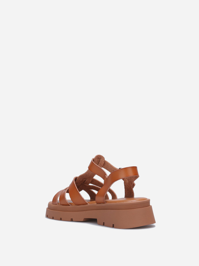 Sandales à brides et semelle crantée camel