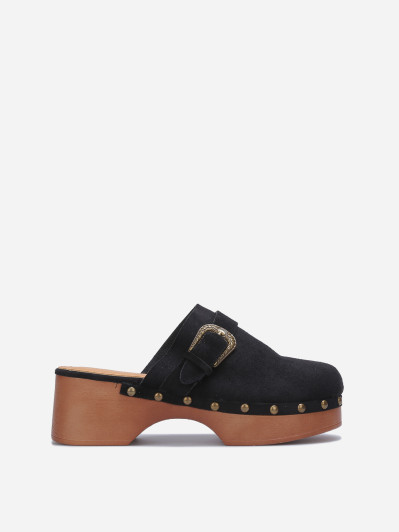 Sabots en suédine à boucle et clous noirs