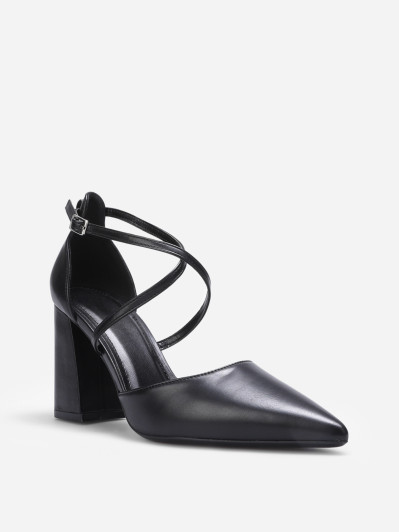 Escarpins noirs ouverts à brides croisées