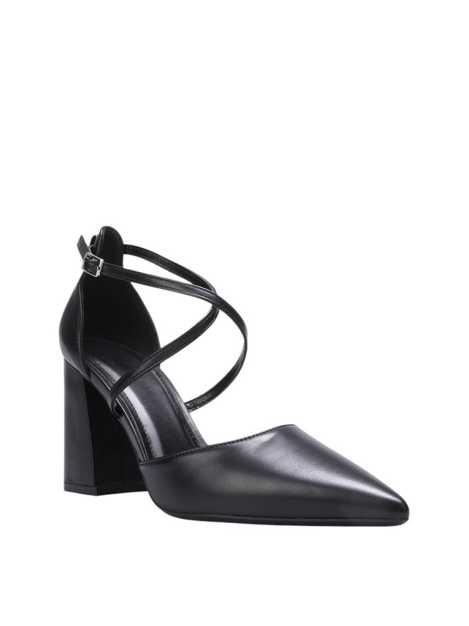 Escarpins noirs ouverts à brides croisées