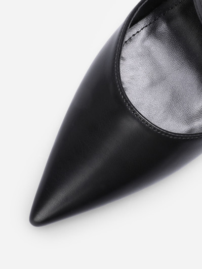 Escarpins noirs ouverts à brides croisées