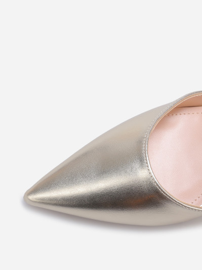 Escarpins dorés ouverts à brides croisées