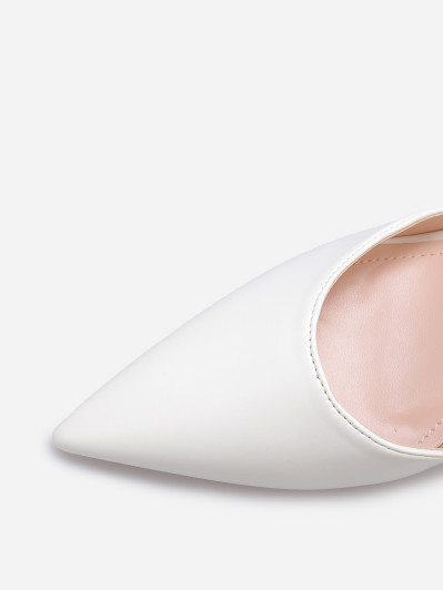 Escarpins blancs ouverts à brides croisées