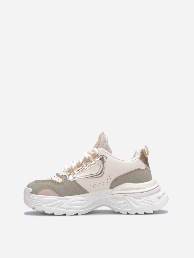 Baskets à large plateforme crantée