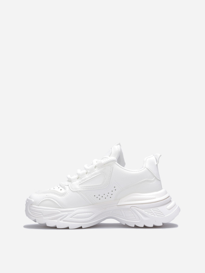 Baskets à large plateforme crantée