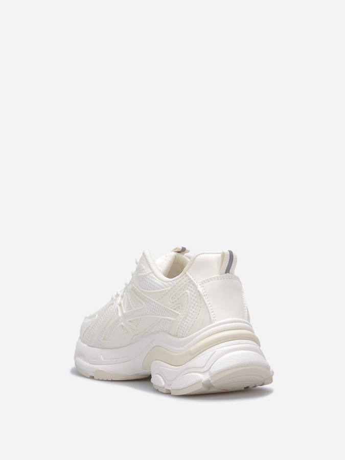 Baskets à surpiqûres contrastantes beiges