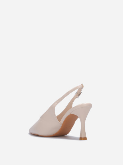 Escarpins slingback style rétro beiges