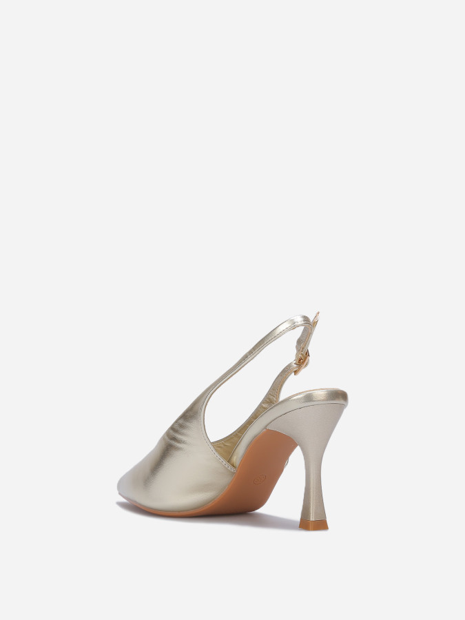 Escarpins slingback style rétro dorés