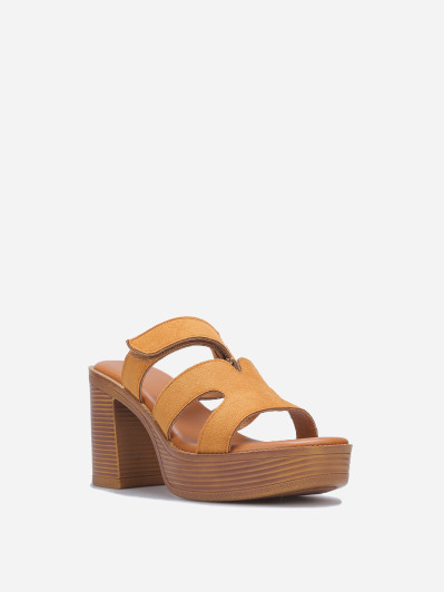 Mules en suédine à scratch camel