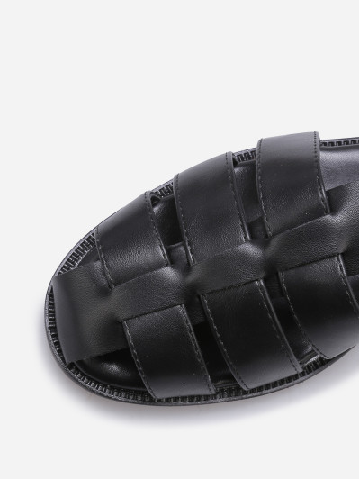 Sandales marines à boucle dorée noires