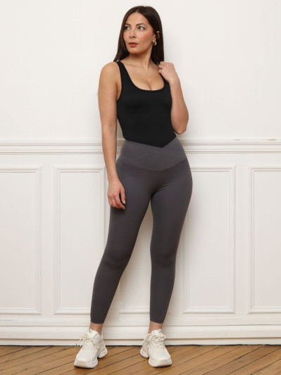 Legging sculptant à ceinture croisée gris