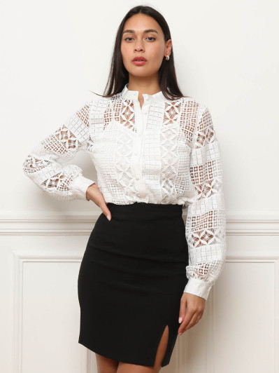 Jupe à taille haute et fente noire