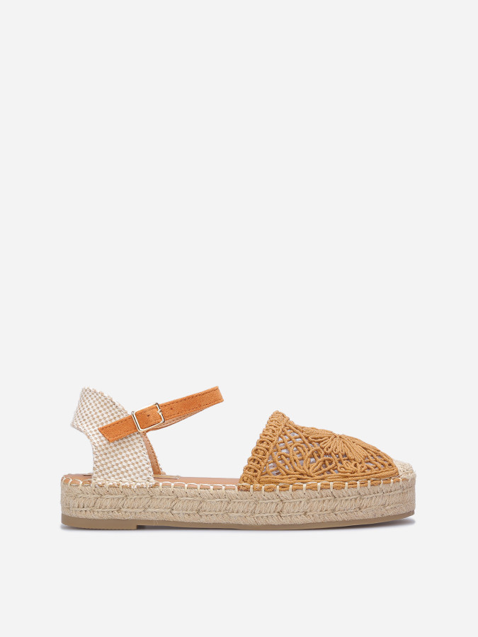 Espadrilles en crochet à plateforme camel
