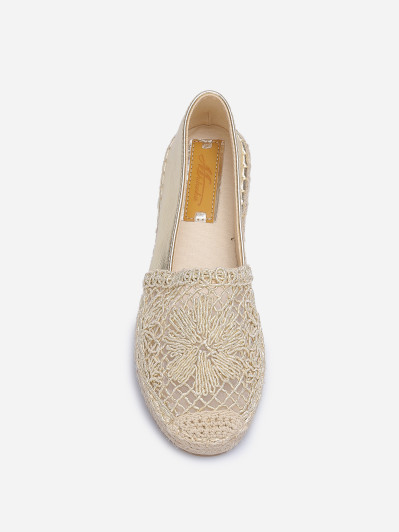Espadrilles en crochet et résille dorées